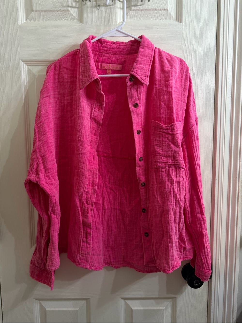Women’s Pink Button-Up Lightweight Shirt